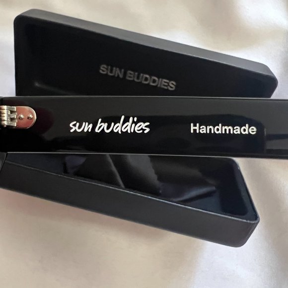 Carhartt Grace Sun Buddies Edition Black Sunglasses main image 6